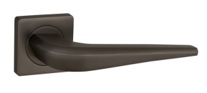 960